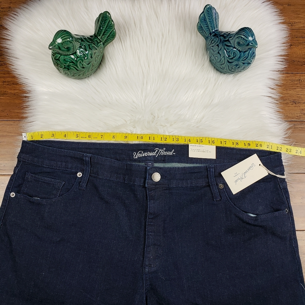 Universal Thread midi shorts 22W - Picture 6 of 10